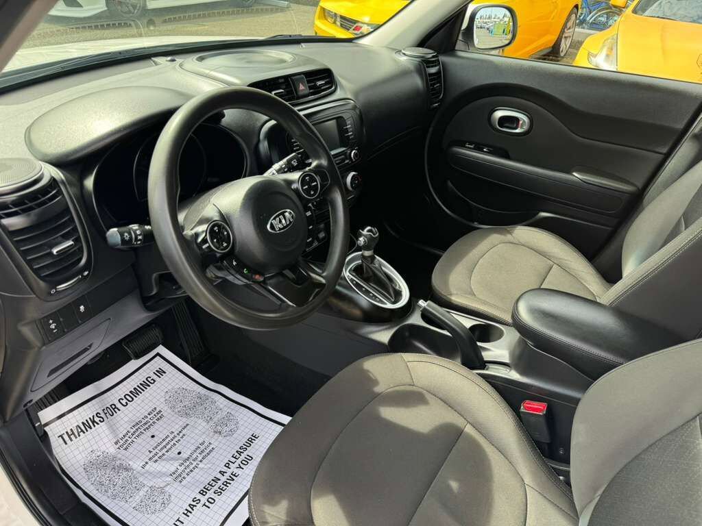 Used 2019 Kia Soul image 7