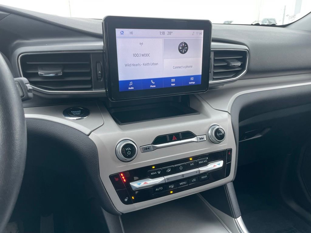 Used 2023 Ford Explorer XLT w/ Equipment Group 202A image 11