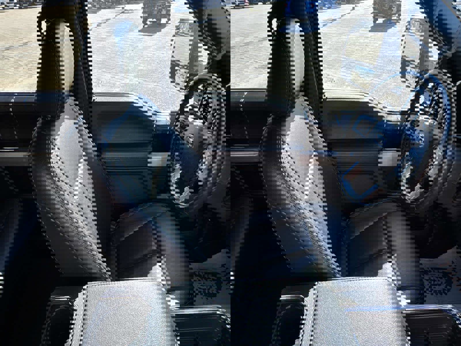 Used 2022 Ford F250 Lariat w/ Lariat Ultimate Package image 21