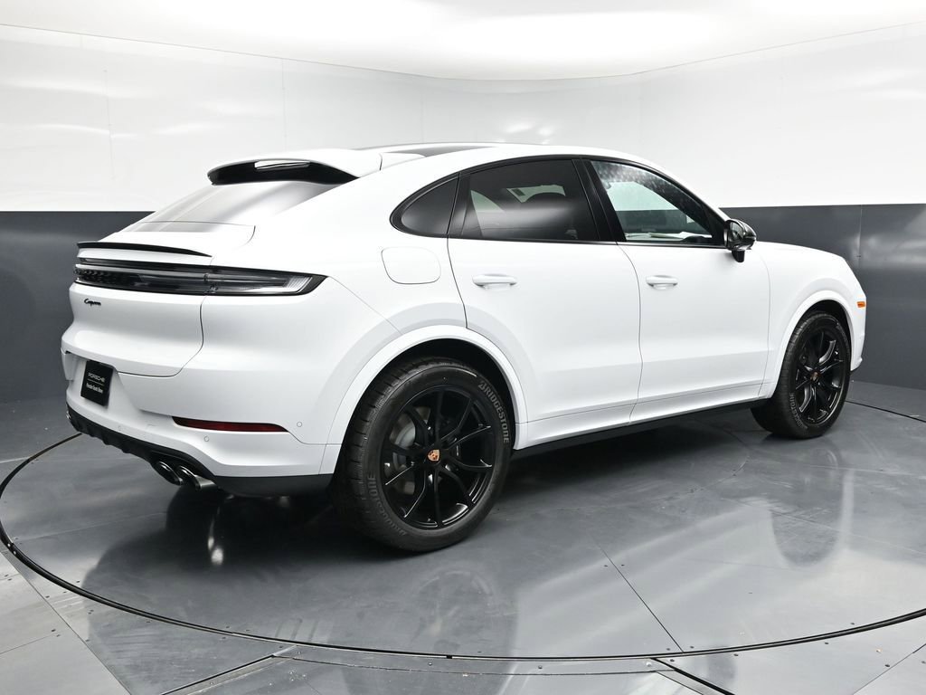 New 2026 Porsche Cayenne Coupe image 8