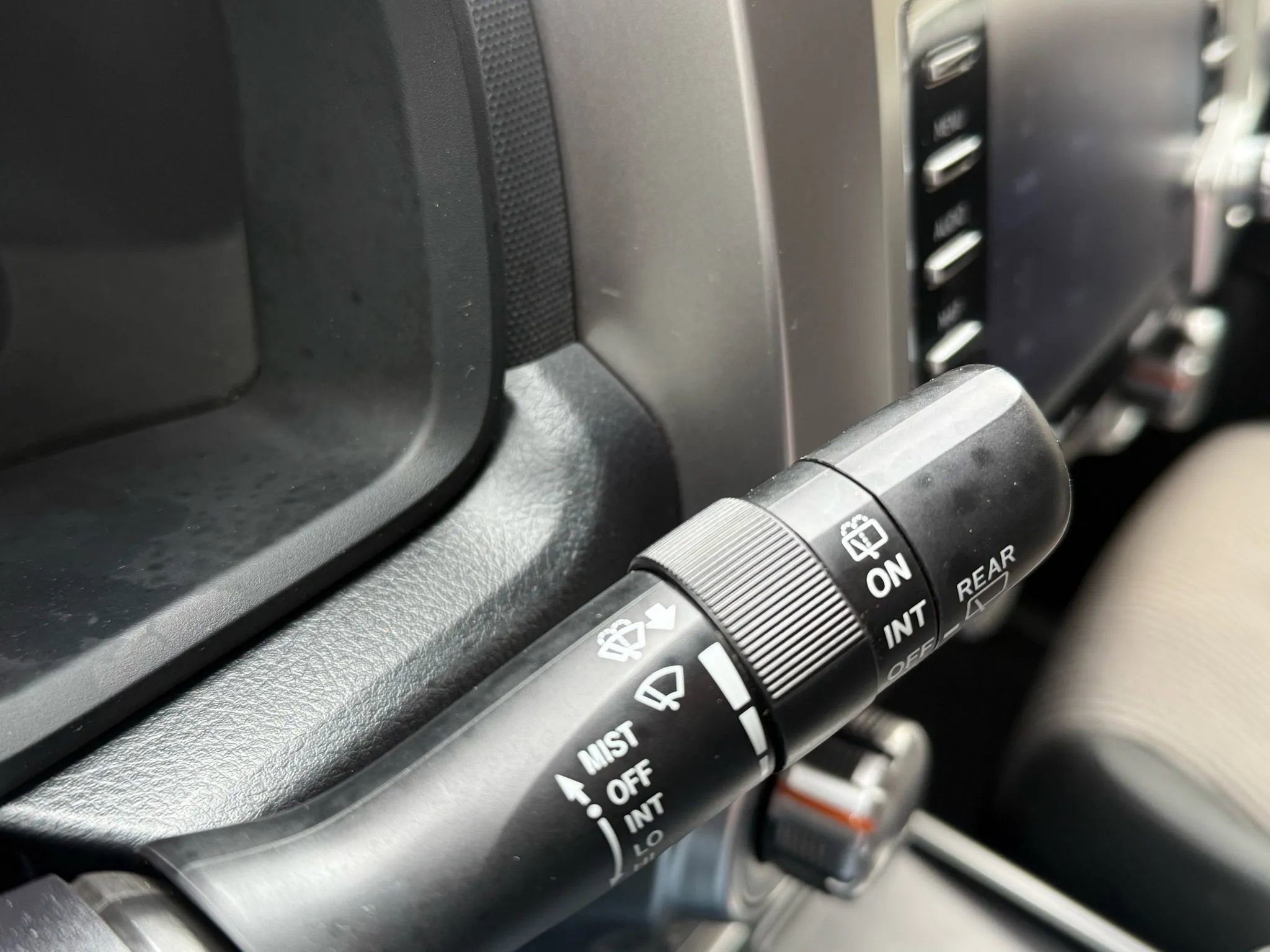 Used 2022 Toyota 4Runner SR5 image 40