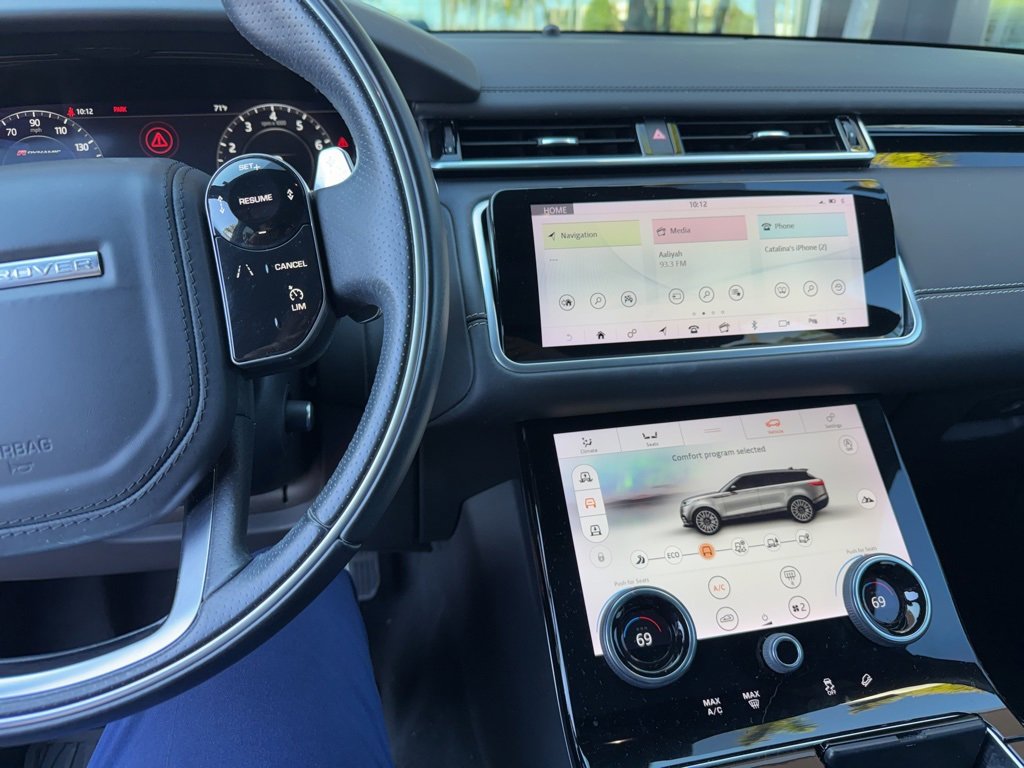 Used 2019 Land Rover Range Rover Velar R-Dynamic HSE image 4