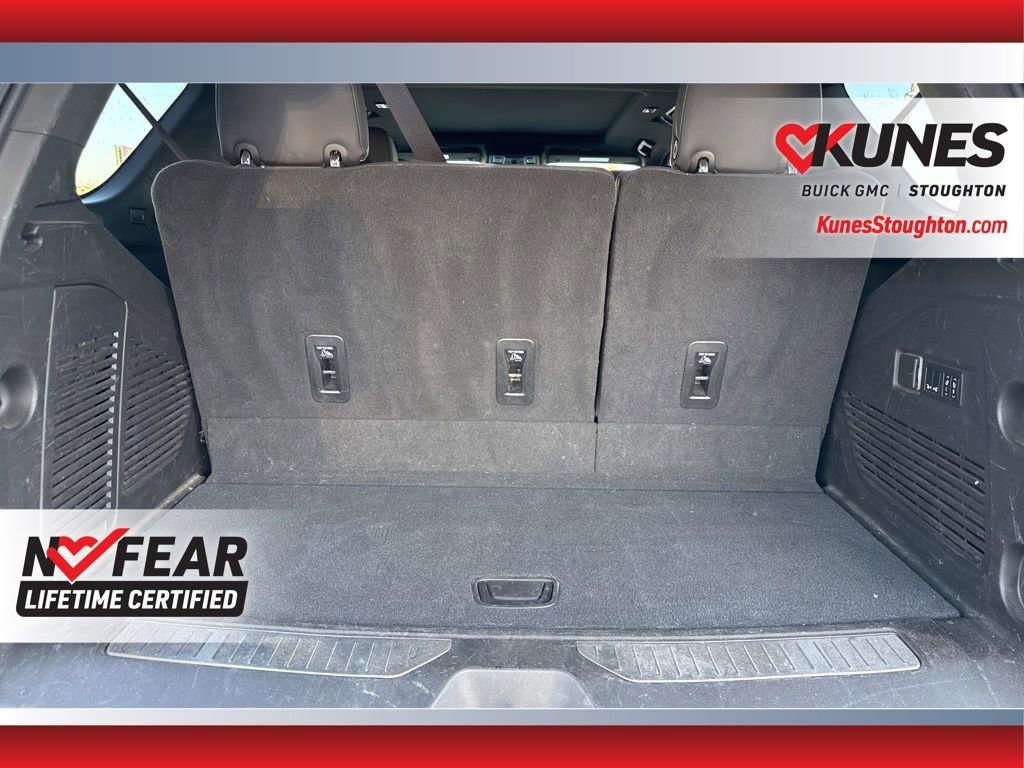 Used 2022 GMC Yukon AT4 image 43