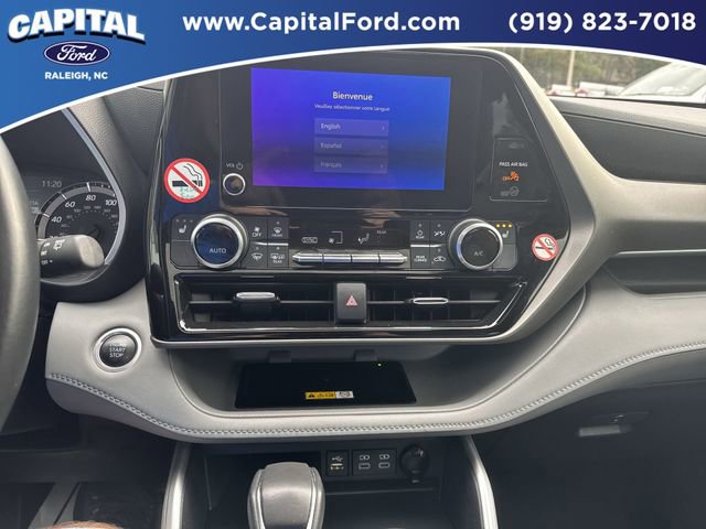 Used 2024 Toyota Highlander XLE image 25