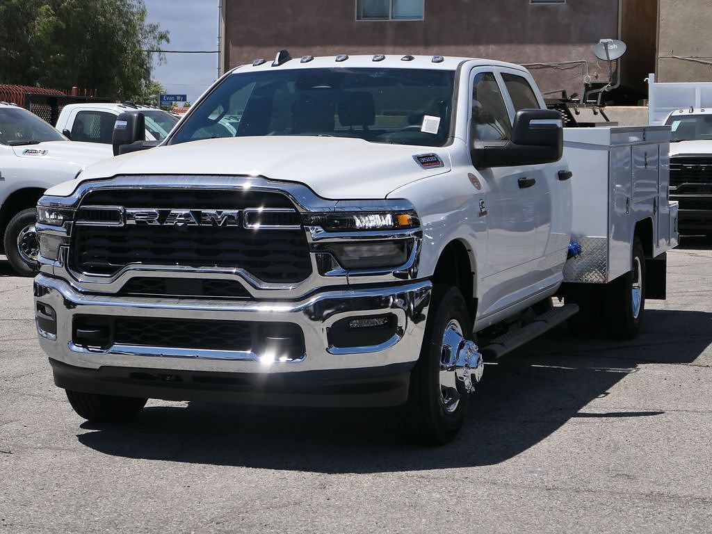 New 2026 RAM 3500 Tradesman w/ Chrome Appearance Group A AWD/4WD image 8