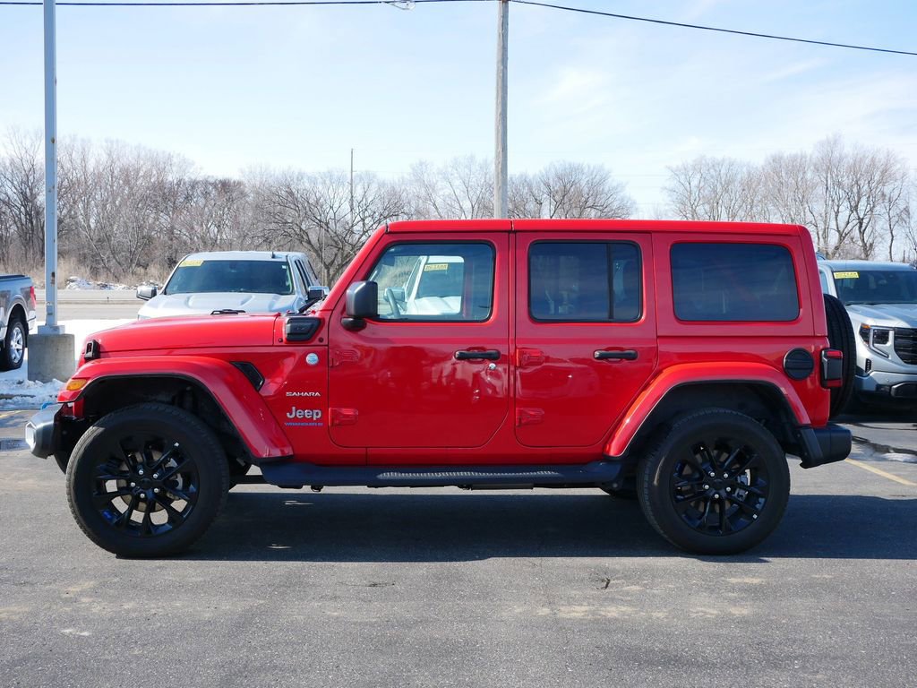 Used 2023 Jeep Wrangler Unlimited Sahara image 4