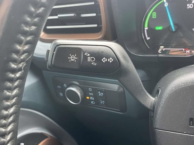 Used 2022 Ford Maverick Lariat FWD image 19