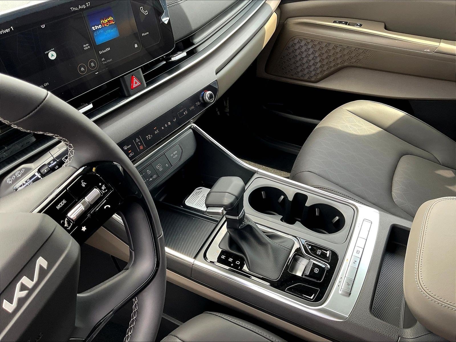 New 2027 Kia Carnival EX FWD image 12