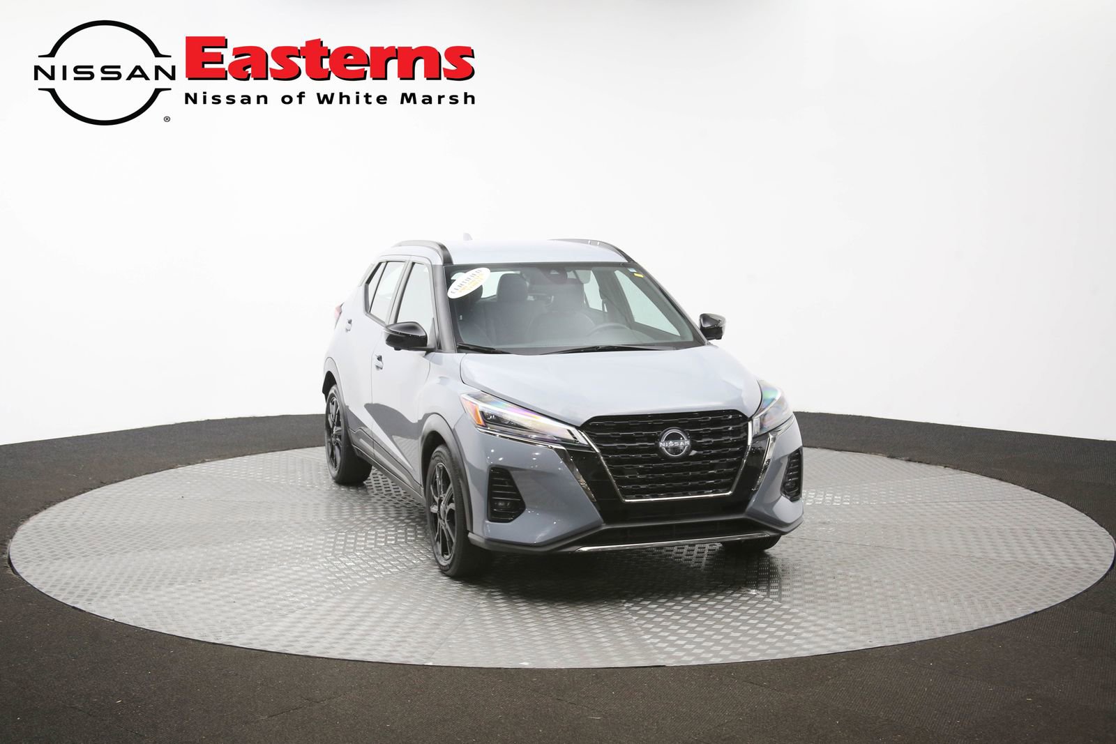 Used 2023 Nissan Kicks SR w/ SR Premium Package FWD image 50