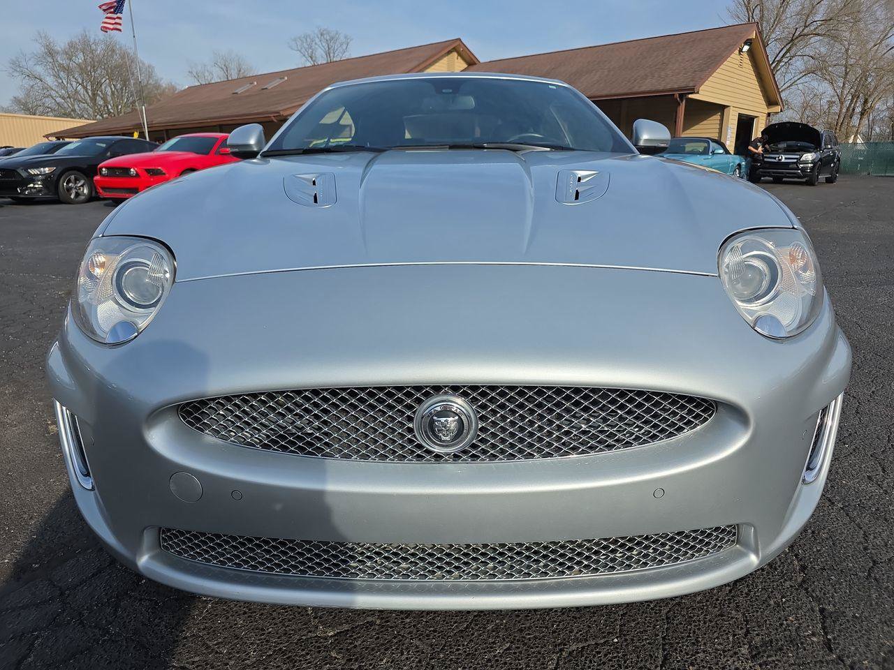 Used 2010 Jaguar XKR R RWD image 12