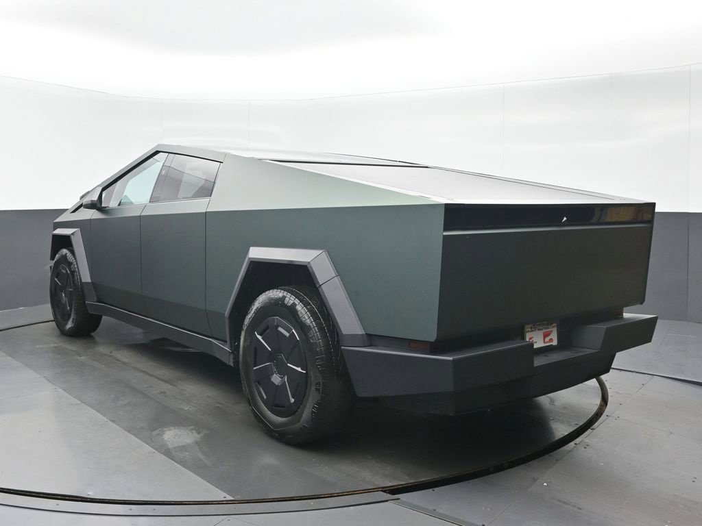 Used 2024 Tesla Cybertruck AWD Crew Cab image 5
