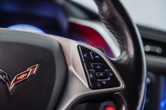 Used 2015 Chevrolet Corvette Z06 w/ 3LZ Preferred Equipment Group RWD image 45