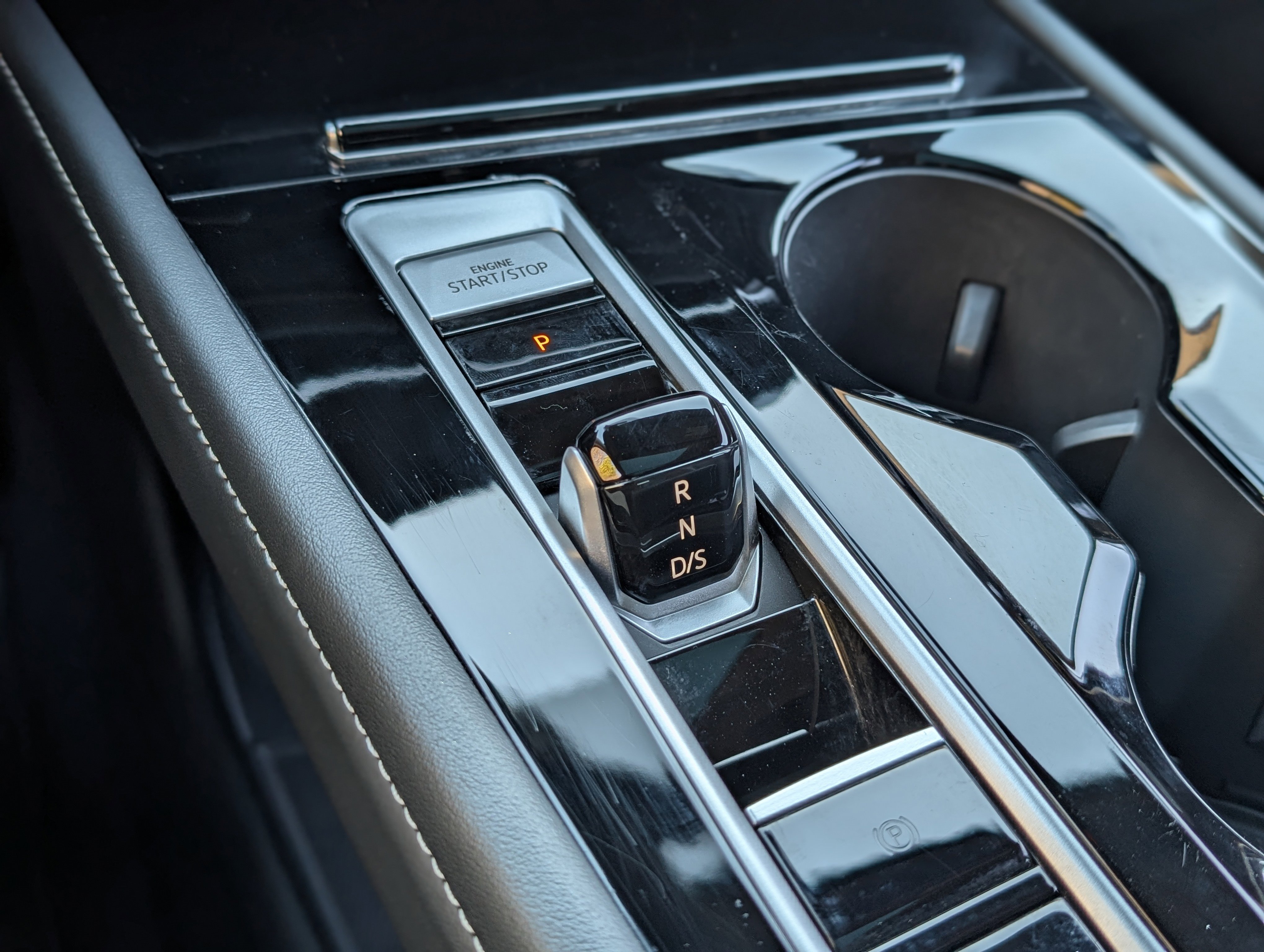 Used 2024 Volkswagen Atlas SEL image 36