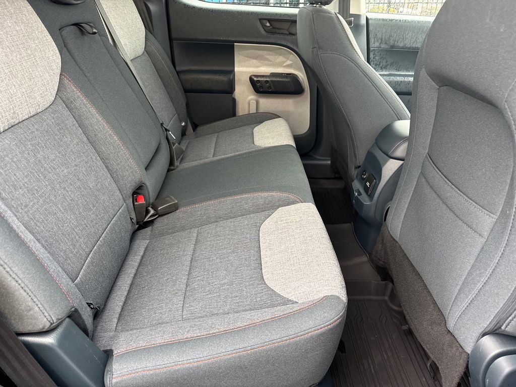 Used 2024 Ford Maverick XLT w/ XLT Luxury Package AWD/4WD image 16