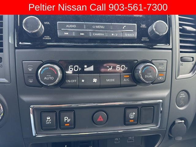 Used 2024 Nissan Titan SV w/ SV Convenience Package image 17