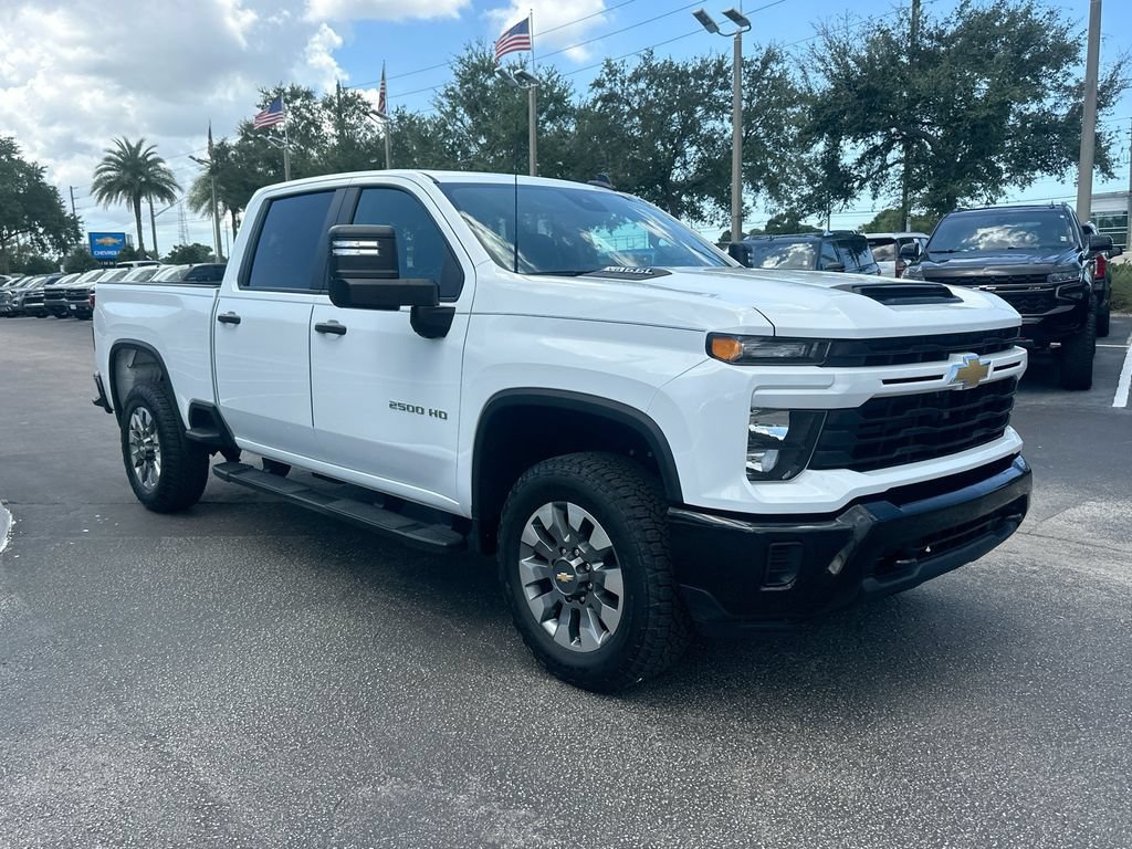Certified 2026 Chevrolet Silverado 2500 Custom RWD image 3