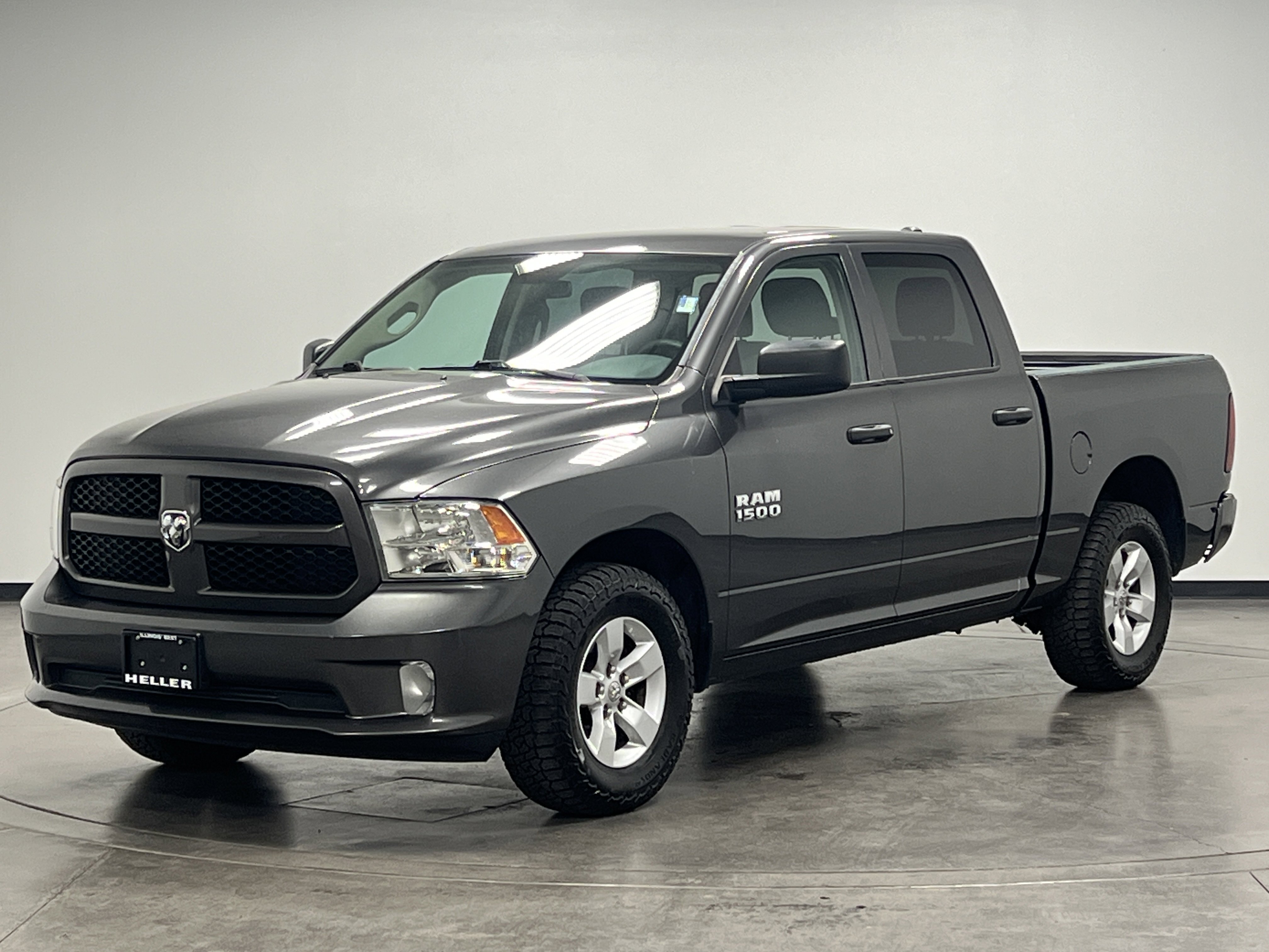Used 2018 RAM 1500 Express image 4