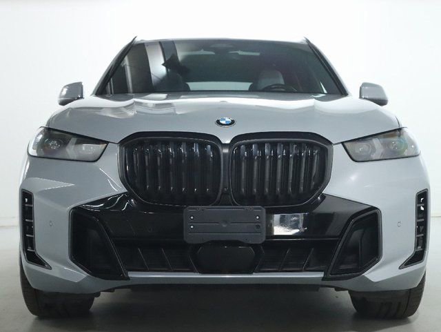 Used 2024 BMW X5 xDrive40i w/ Executive Package AWD/4WD image 6