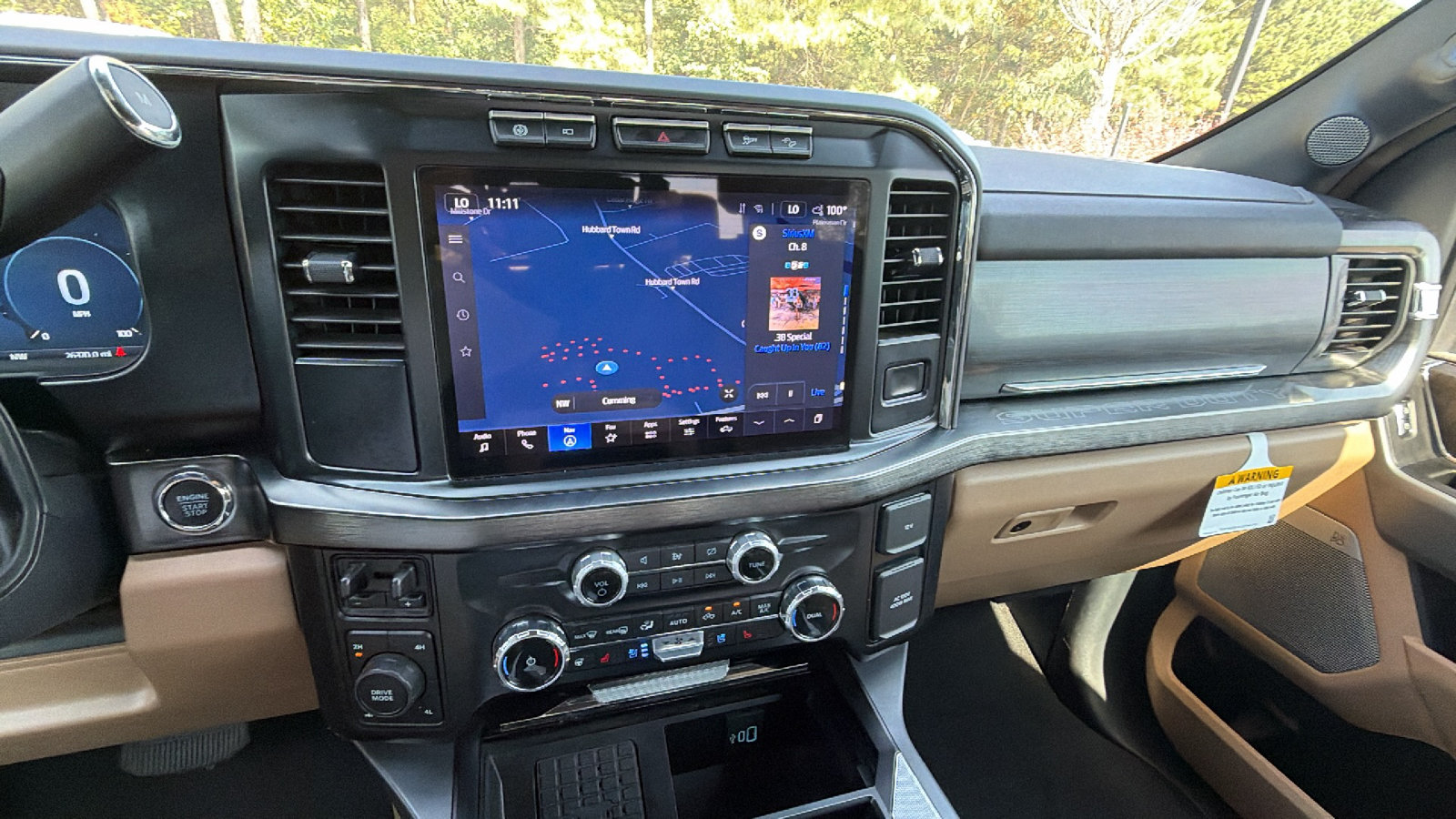 Used 2024 Ford F250 Lariat w/ Chrome Package AWD/4WD image 32