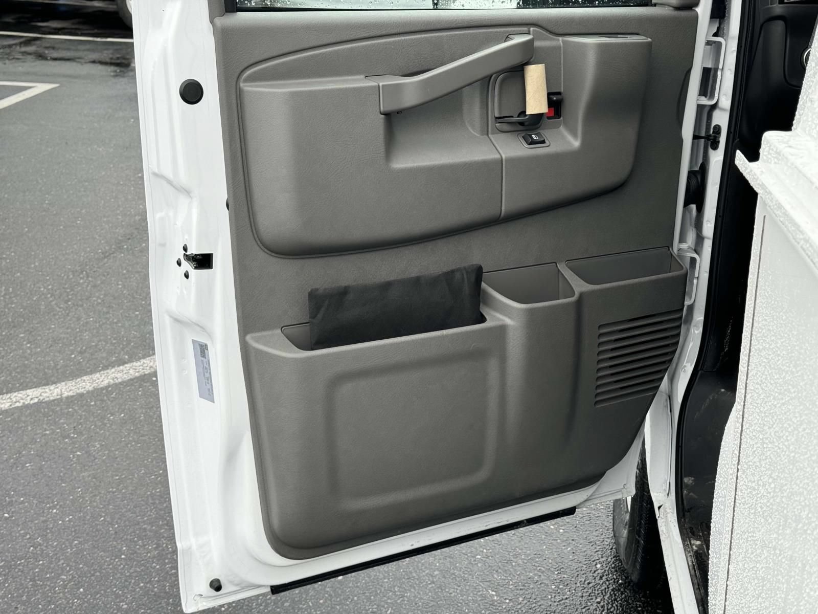 New 2024 Chevrolet Express 3500 w/ Power Convenience Package RWD image 15