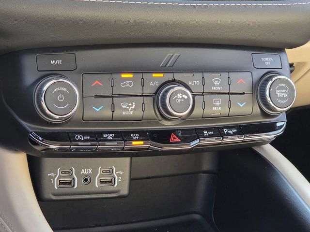 Used 2021 Dodge Durango SXT image 22