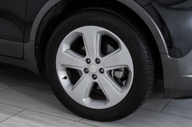 Used 2015 Buick Encore FWD image 52