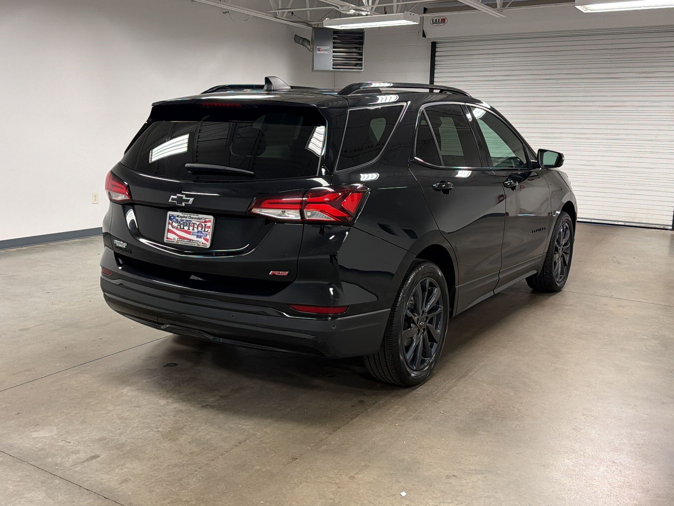 Used 2024 Chevrolet Equinox RS FWD image 9