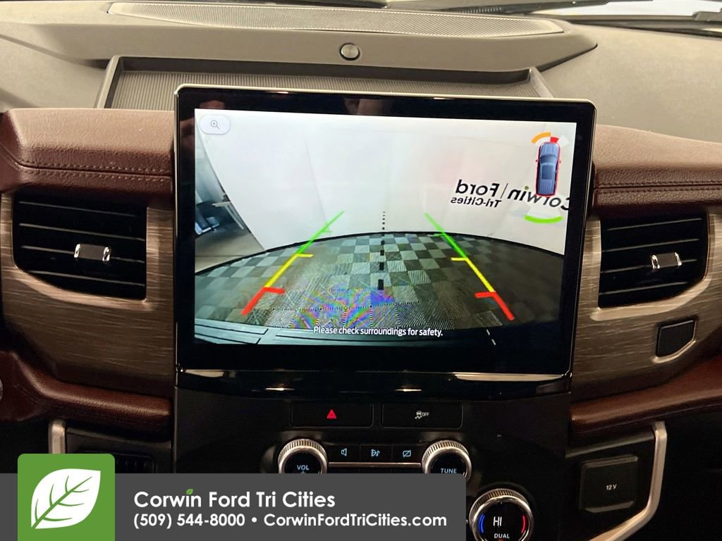 Used 2022 Ford Expedition Max Limited image 22