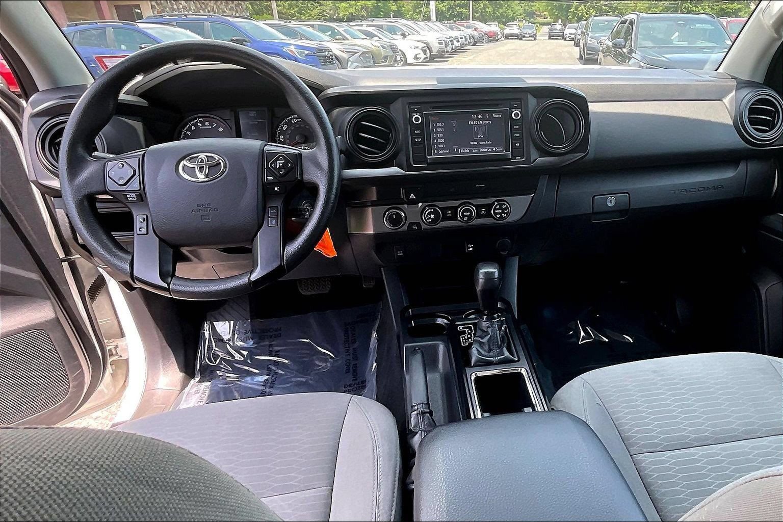 Used 2019 Toyota Tacoma SR w/ SX Package AWD/4WD image 15