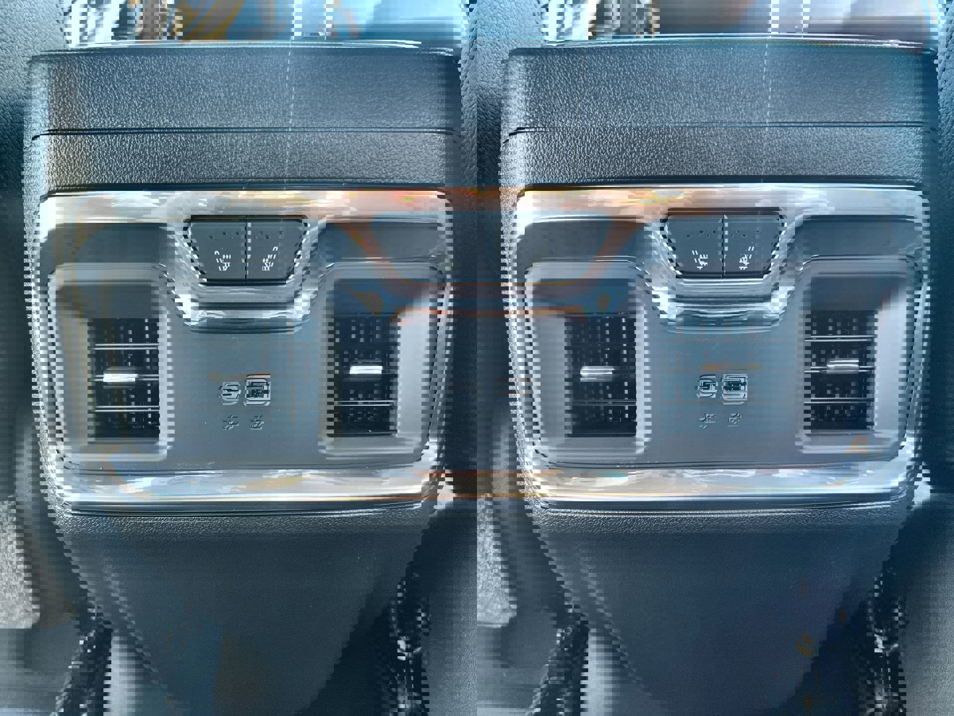 New 2026 GMC Sierra 2500 Denali w/ Denali Reserve Package image 50