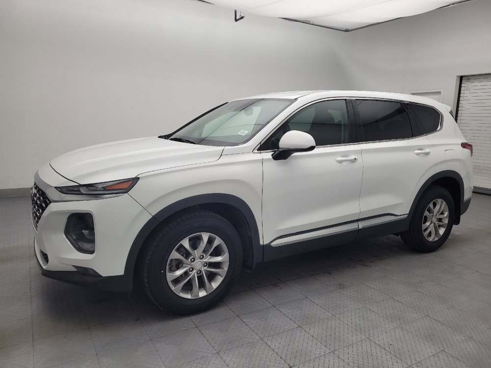 Used 2019 Hyundai Santa Fe SEL FWD image 2