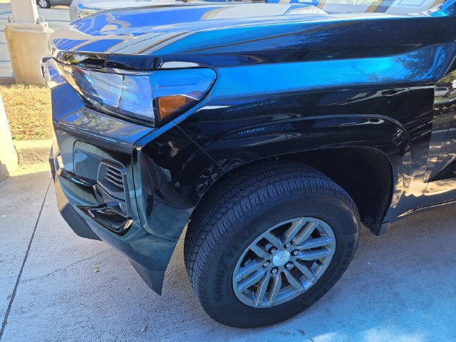 Used 2024 Chevrolet Colorado LT w/ LT Convenience Package RWD image 7