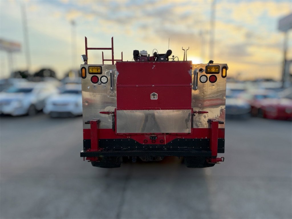 Used 2011 Ford F550 4x4 Crew Cab Super Duty w/ XLT Interior Pkg image 10