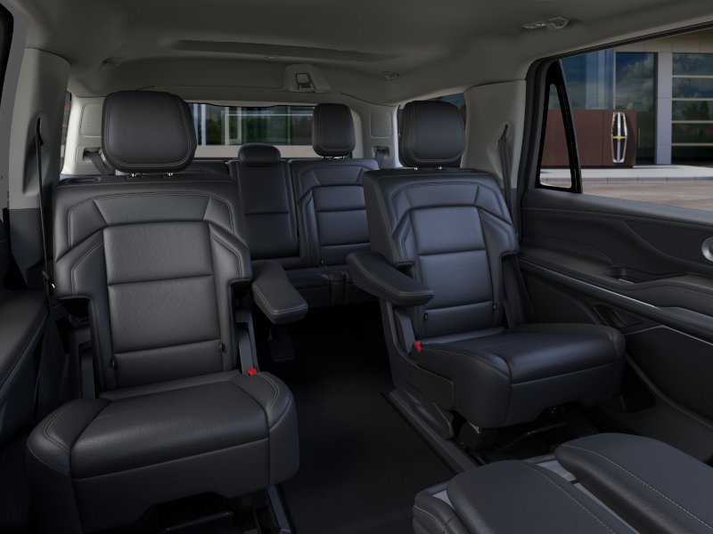 New 2026 Lincoln Navigator Premiere AWD/4WD image 34