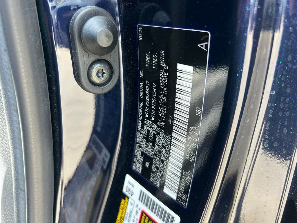 Used 2025 Toyota Sienna LE image 10