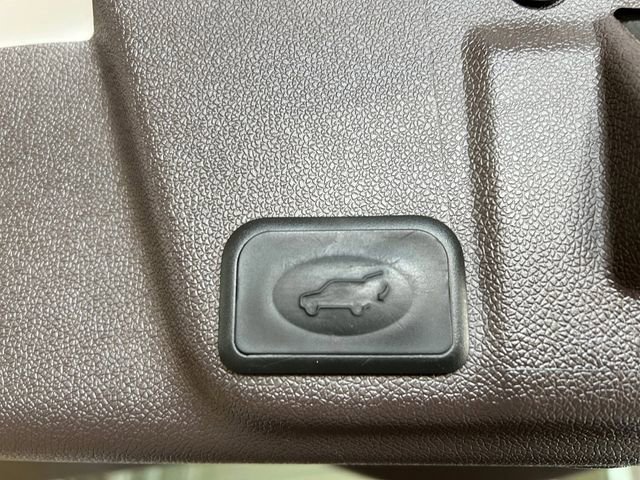 Used 2017 Buick Enclave Leather image 15