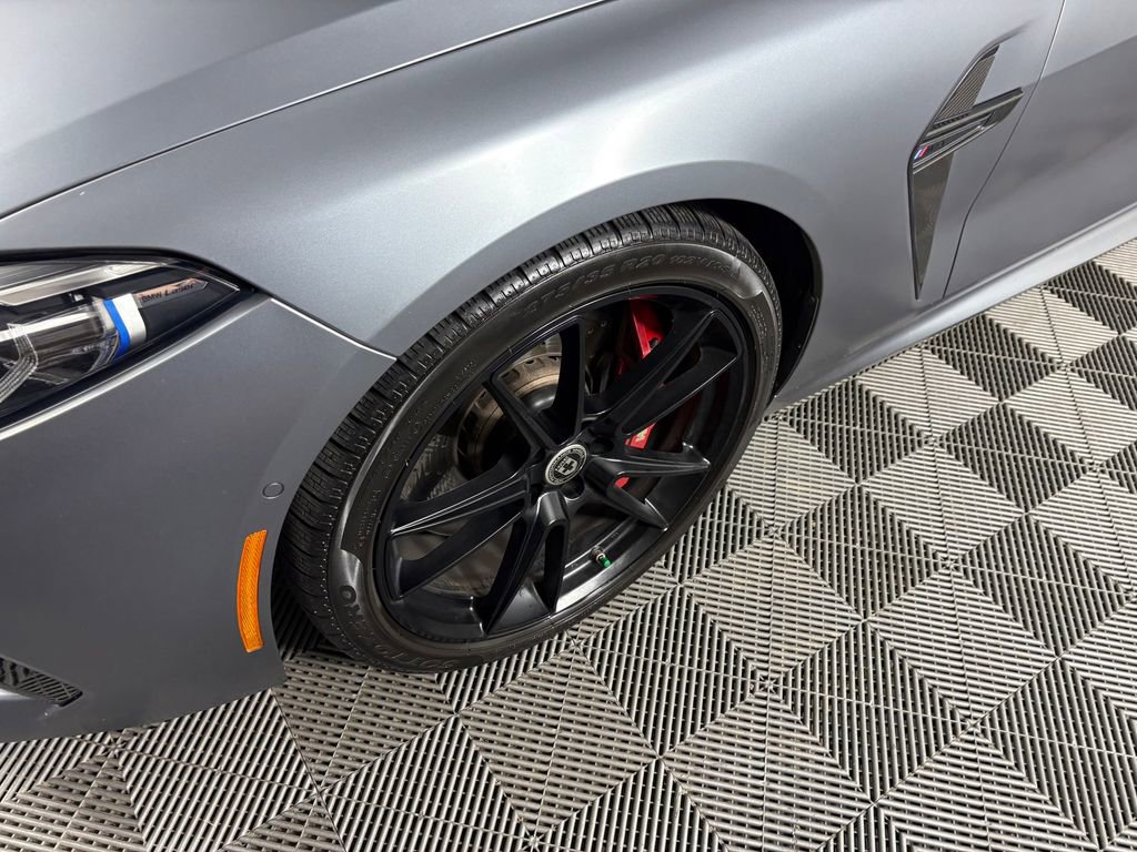 Used 2022 BMW M8 Competition w/ M Carbon Exterior Package AWD/4WD image 9