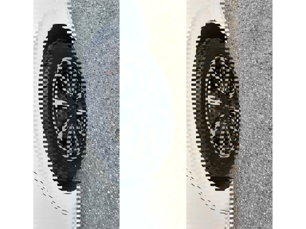 Used 2020 Lincoln Continental Reserve image 21