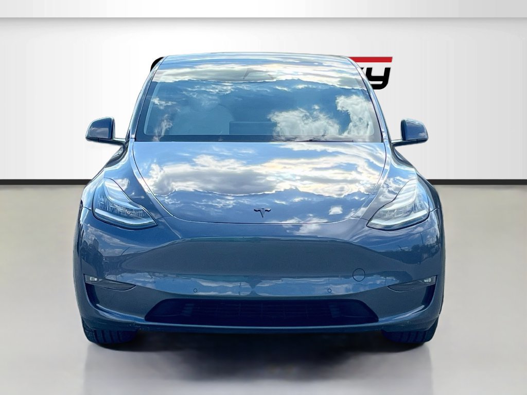 Used 2021 Tesla Model Y Long Range AWD/4WD image 2