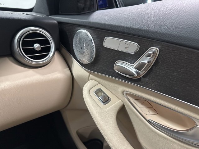 Used 2019 Mercedes-Benz C 300 4MATIC Sedan image 32