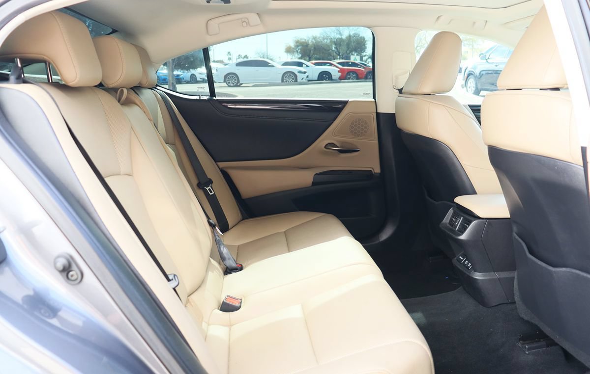 Used 2020 Lexus ES 350 w/ Premium Package FWD image 23
