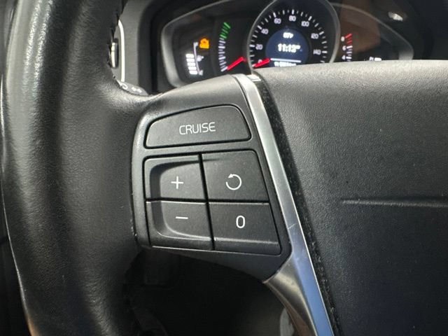 Used 2017 Volvo S60 T5 Dynamic FWD image 11
