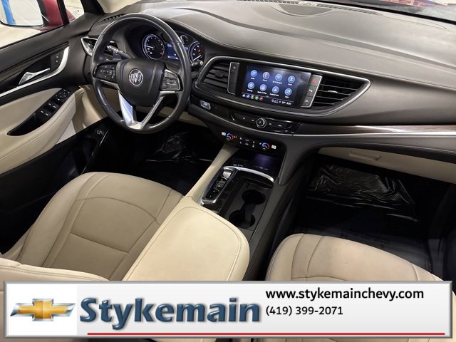 Used 2023 Buick Enclave Essence image 16