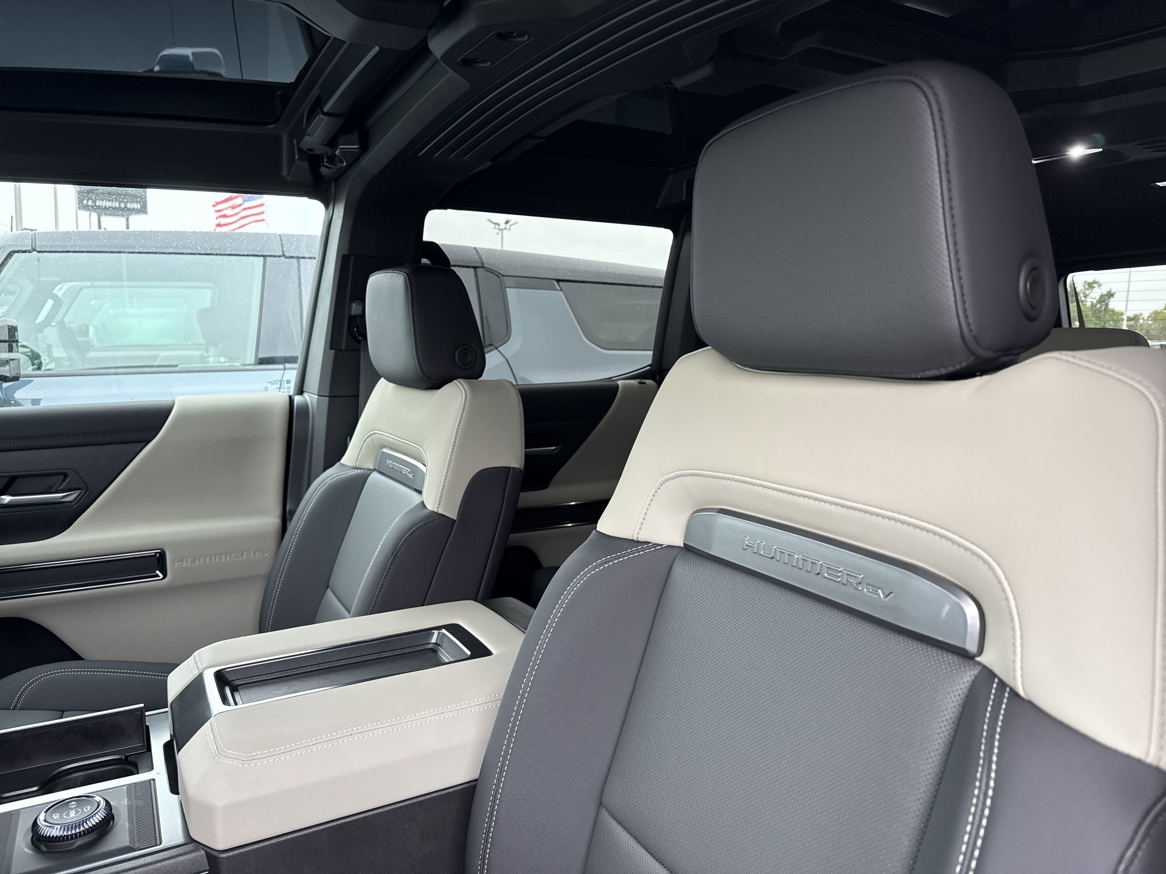 New 2026 GMC Hummer EV SUV image 9