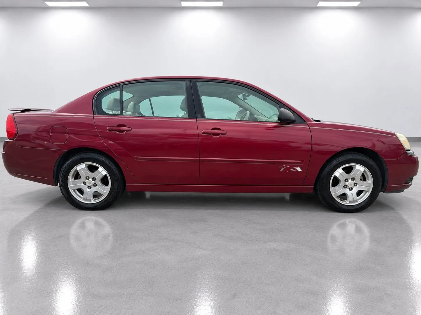 Used 2004 Chevrolet Malibu LT w/ Preferred Equipment Group FWD image 4