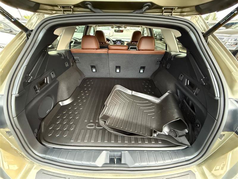 Used 2022 Subaru Outback Touring XT AWD/4WD image 23