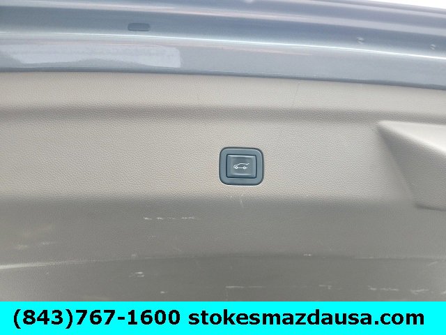 Used 2021 GMC Yukon Denali w/ Denali Premium Package image 22