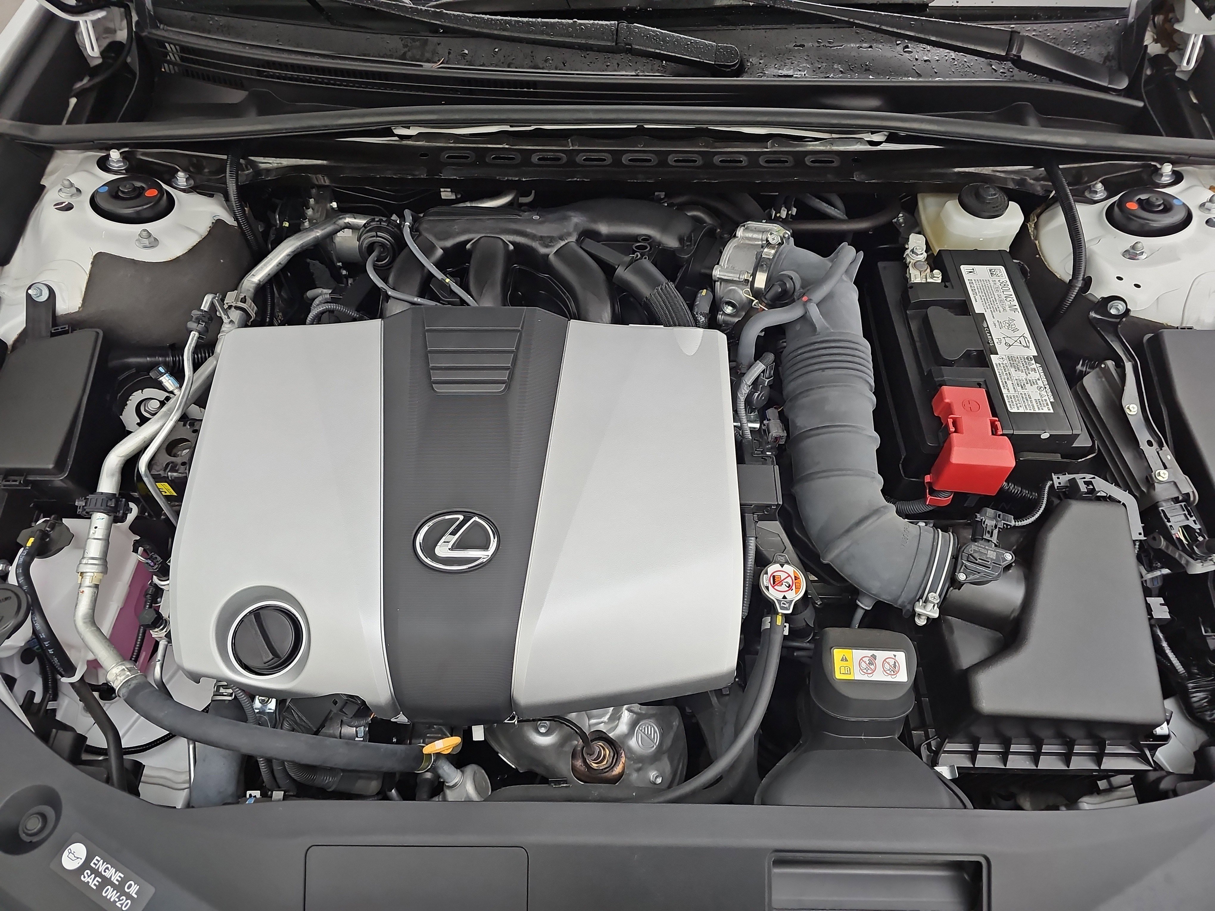 Used 2024 Lexus ES 350 Ultra Luxury w/ Accessory Package (Z1) image 40