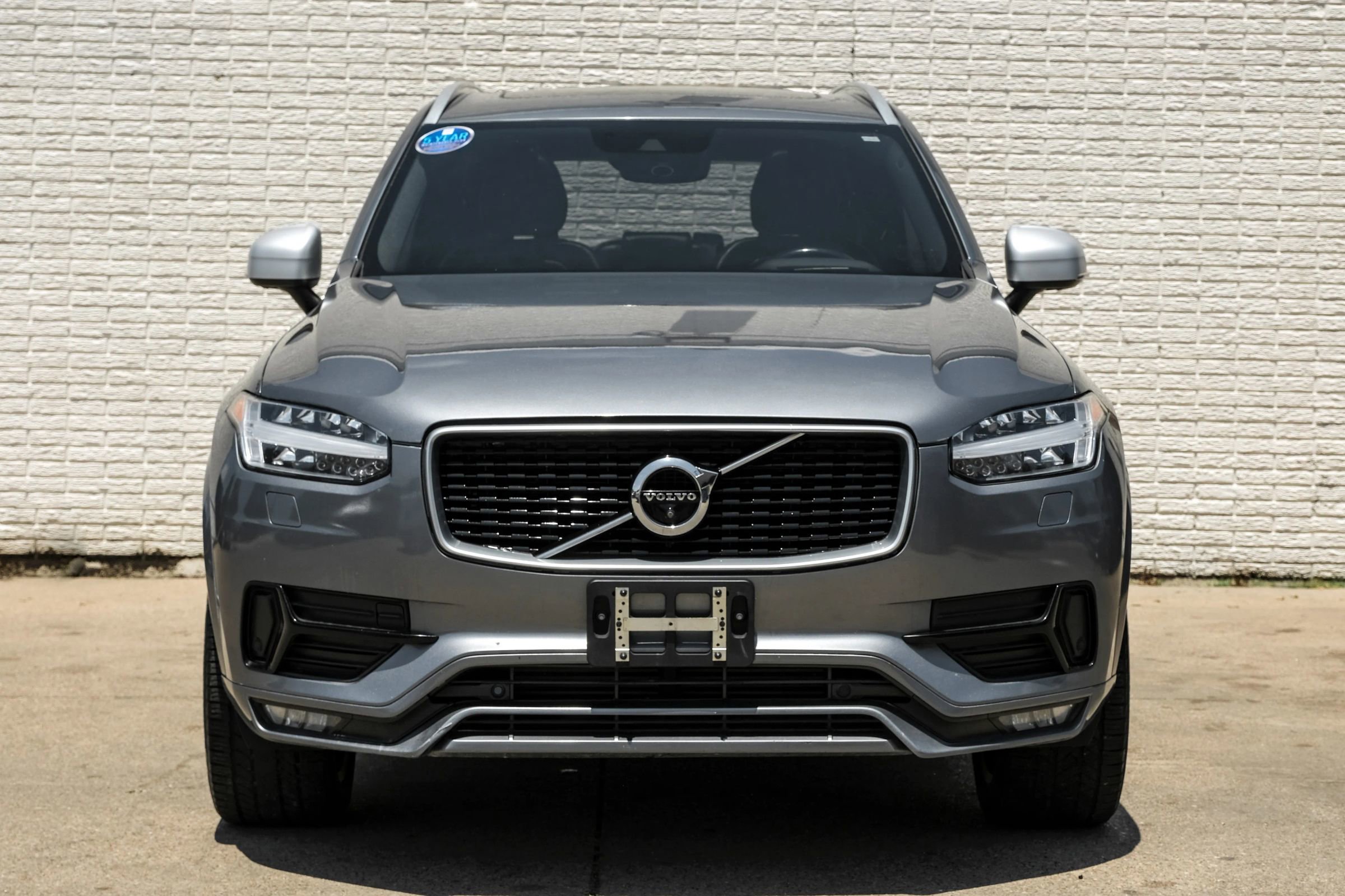 Used 2017 Volvo XC90 T5 R-Design w/ Vision Package FWD image 5