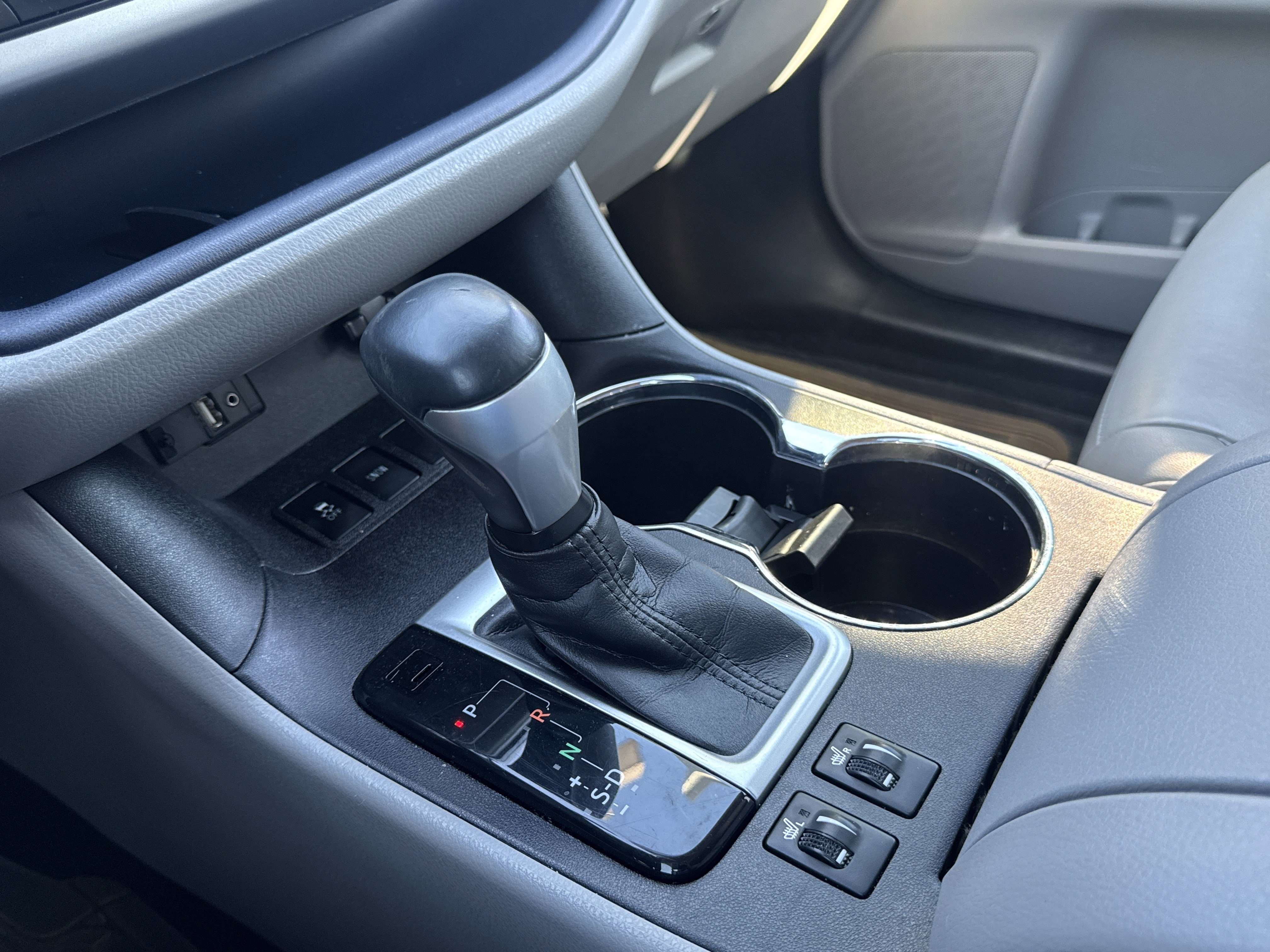 Used 2016 Toyota Highlander XLE FWD image 20